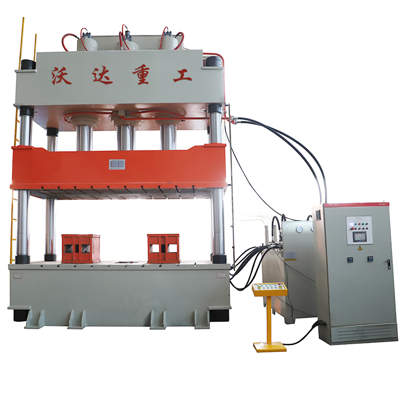 630噸雙缸大行程四柱液壓機(jī) 630噸雙缸大行程四柱液壓機(jī)