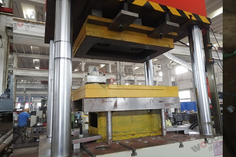 不銹鋼托盤(pán)拉伸液壓機(jī) 不銹鋼托盤(pán)拉伸液壓機(jī)