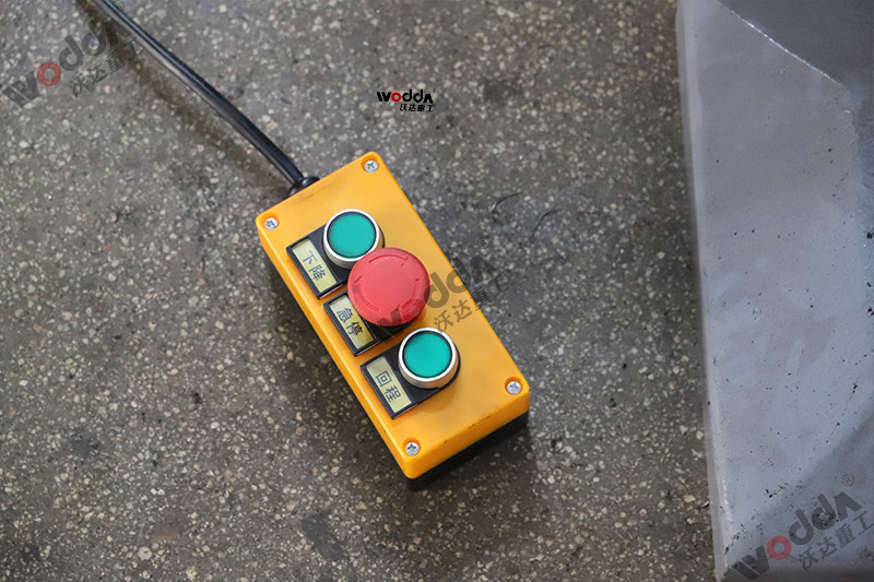 500噸拉伸液壓機急?？刂瓢粹o