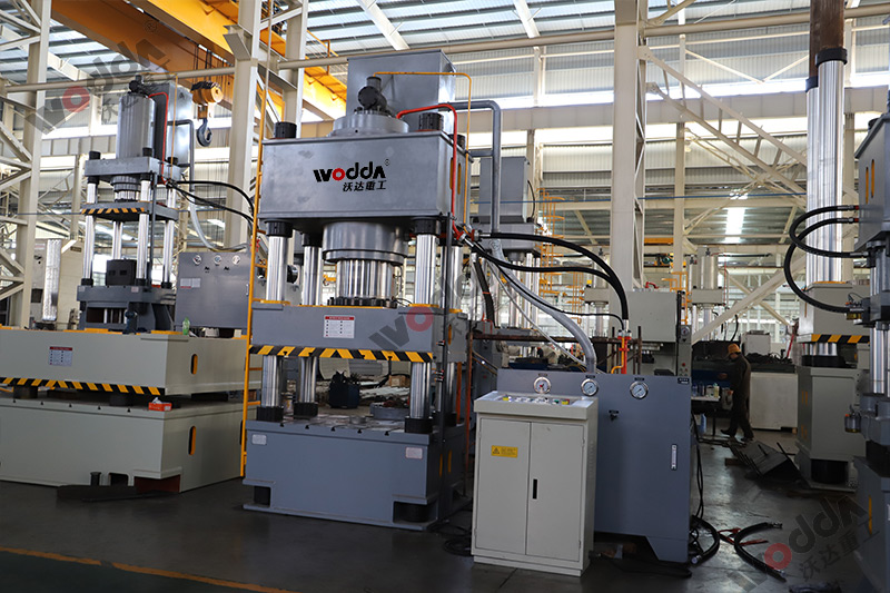 630噸拉伸液壓機 630噸拉伸液壓機