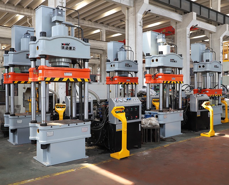 200噸汽車配件拉伸液壓機 200噸汽車配件拉伸液壓機