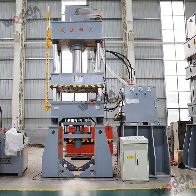 315噸四柱拉伸液壓機(jī) 315噸四柱拉伸液壓機(jī)