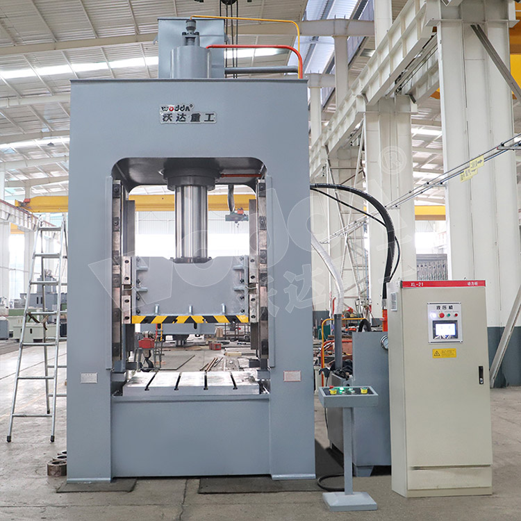 250噸框架式拉伸液壓機(jī)(圖1).jpg 250噸框架式拉伸液壓機(jī)(圖1).jpg