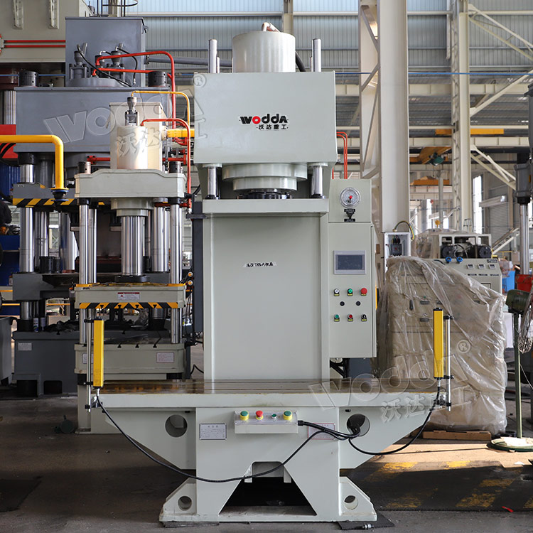 200噸單臂校直機(jī) 200噸單臂校直機(jī)