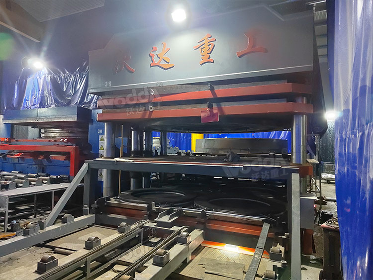 碳纖維熱壓成型液壓機 碳纖維熱壓成型液壓機