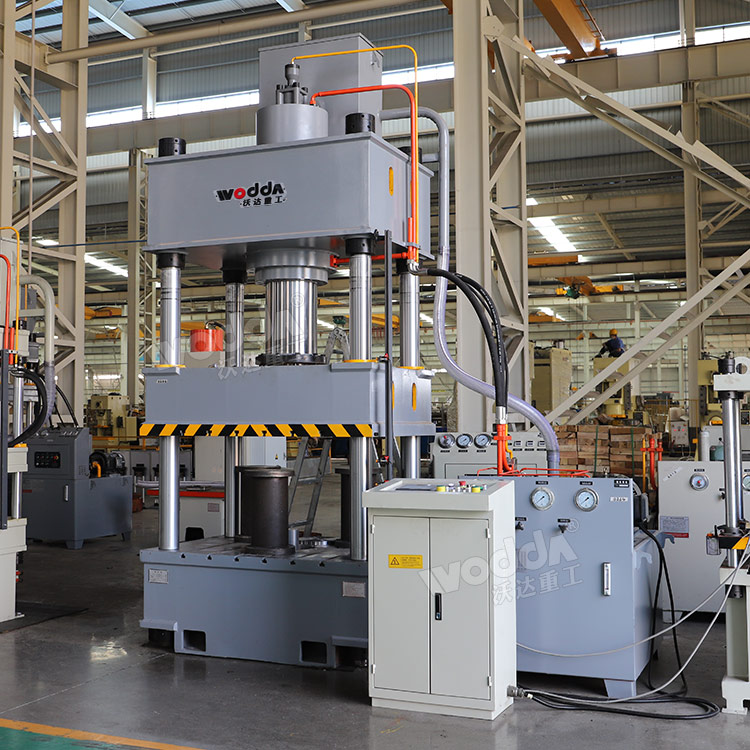 315噸三梁四柱油壓機 315噸三梁四柱油壓機